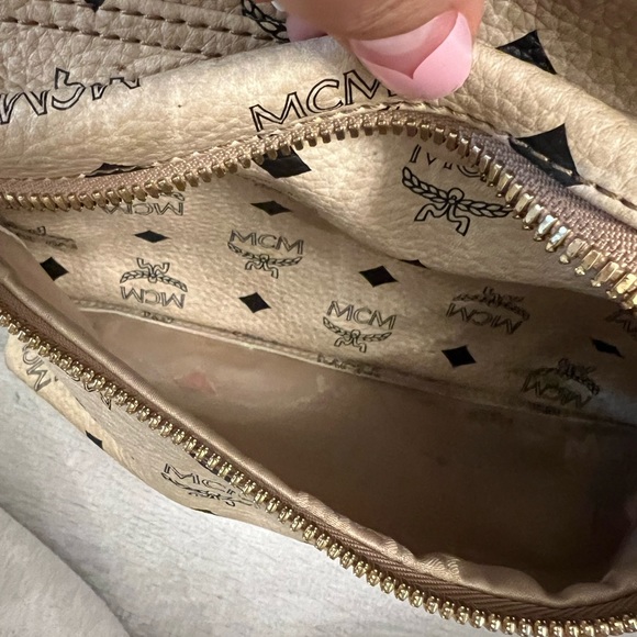 MCM Medium Studded Stark backpack - Picture 11 of 16